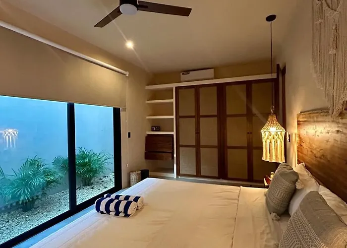 Apartment Exclusive Close To *