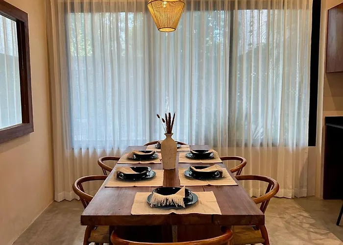 Exclusive Close To Apartment